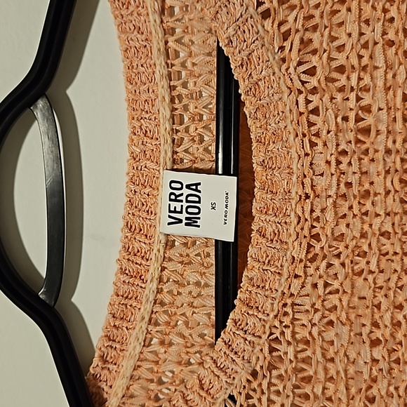 VERO MODA pink knit cropped sweater - Picture 2 of 3